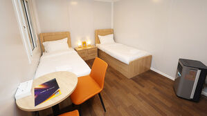 [Pick] '월드컵 숙소' 1만 채, 지진 피해자 거처 된다