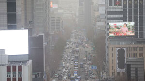 서울 미세먼지 주의보→경보 상향&hellip;"실외활동 자제해야"