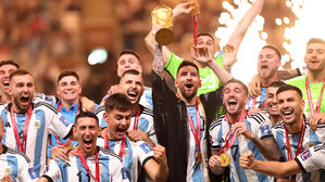 [영상] 메시의 찬란한 '황제 대관식'…우승컵 번쩍 들어올리다 (아르헨티나 vs 프랑스)