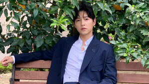 [SBS Star] Words Spread Saying that Song Joong Ki's Girlfriend Is Pregnant; His Agency Responds