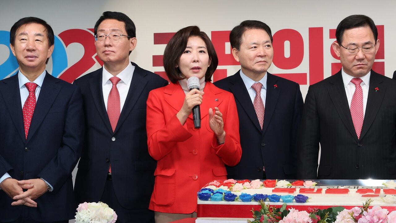 MB 예방한 나경원, 당 대표 출마 채비