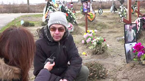 [취재파일] "아버지는 가슴에 3발, 머리에 1발의 총을 맞았다"