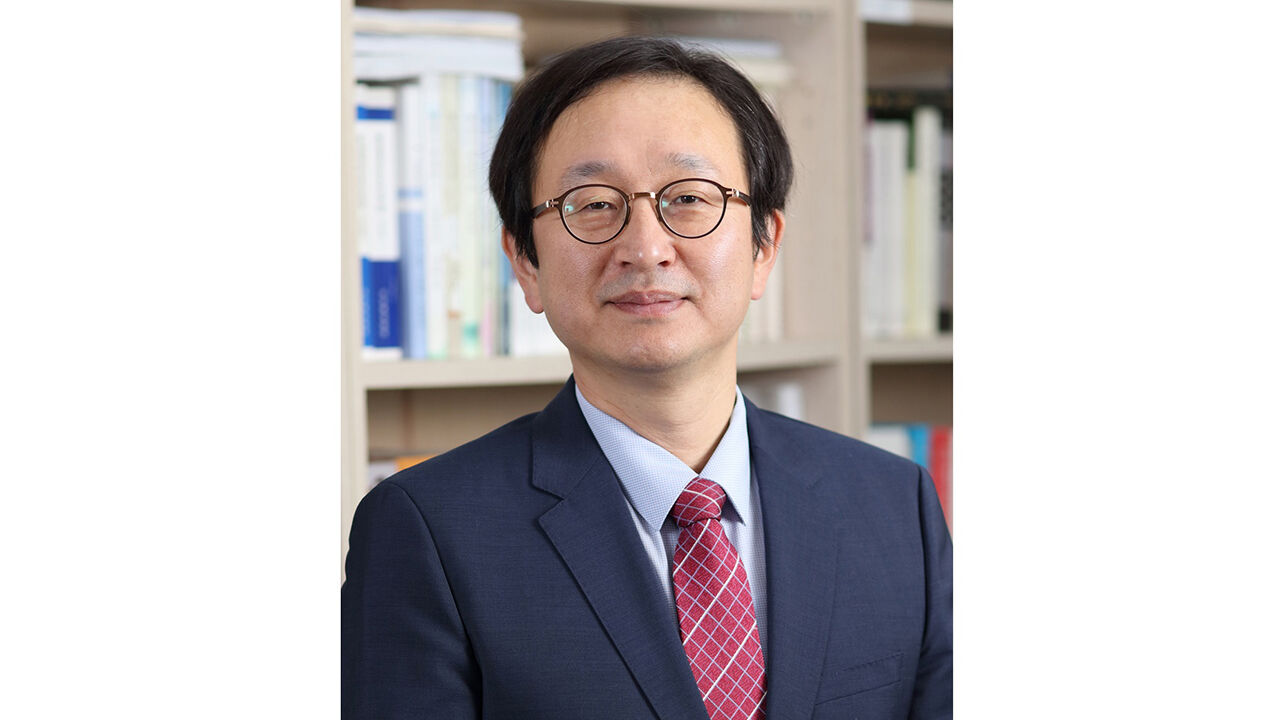 윤, 권익위 부위원장에 정승윤 부산대 로스쿨 교수 임명