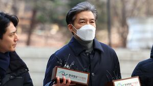 [영상] '징역 2년' 실형 나왔는데&hellip;조국 "9개 무죄 감사"