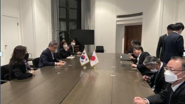 한일 외교장관 뮌헨서 회담…강제징용 배상 문제 등 논의