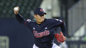 '미성년자 성범죄 혐의' 서준원, 고교 최동원상 박탈