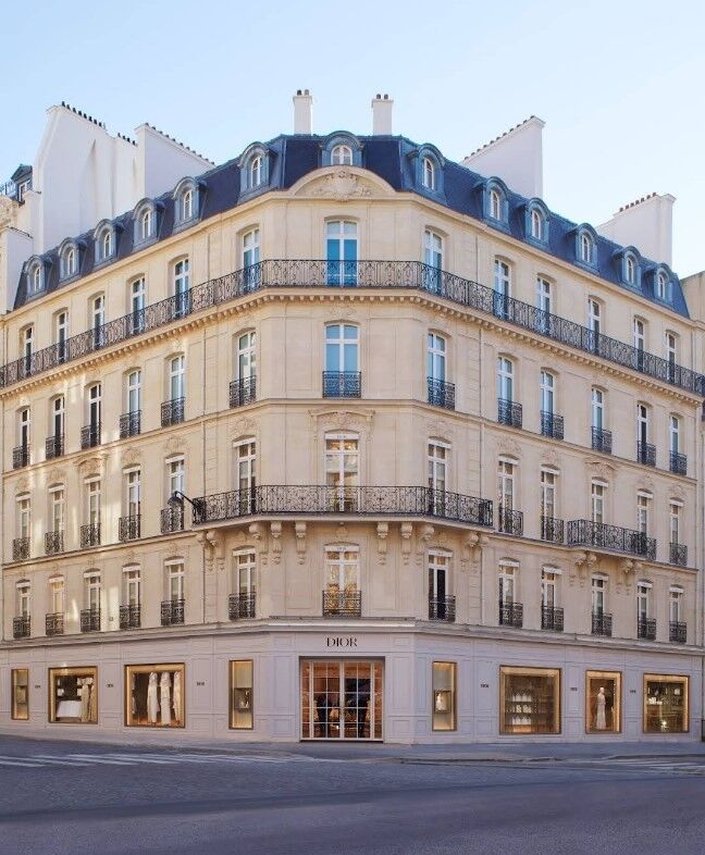 파리 몽테뉴가 30번지 디올하우스 (출처: 디올)