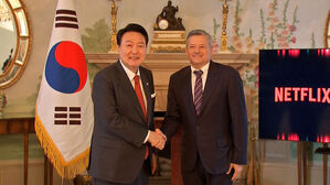 국빈 방미 첫 일정 '넷플릭스 CEO' 접견&hellip;"3조 3천억 투자유치"
