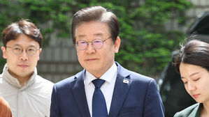법정 향하는 이재명 대표