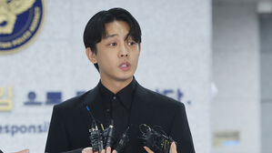 '마약 혐의 2차 조사' 유아인, 21시간여 만에 귀가&hellip;"심려 끼쳐 죄송"