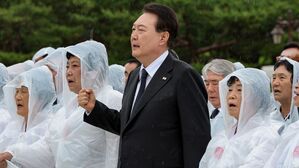 [영상] 윤 대통령 "광주, 민주주의 지켜낸 역사의 현장"&hellip;여야 의원들 광주 총집결