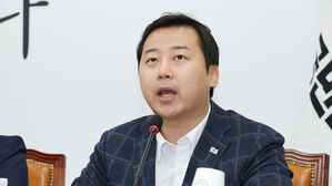 장예찬 "당정 갈등 부추기는 게 쇄신은 아냐"