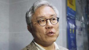 경찰, 최강욱 압수수색&hellip;한동훈 개인정보 유출 의혹