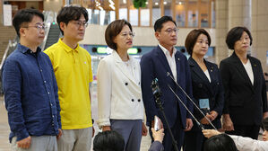 정의당, '오염수 항의' 방일&hellip;"방류 저지"