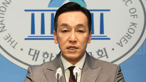 여야, 성탄절 앞두고 평화&middot;축복 기원