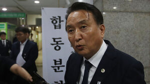 김영환 충북 지사 "현장 일찍 갔다고 바뀔 거 없다"