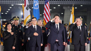 73년만 돌아온 '고 최임락 일병'&hellip;F-35A 호위 속 윤 대통령 맞이