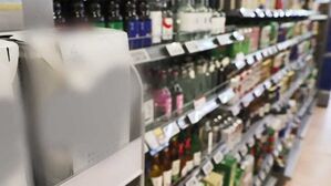 와인인데 음료수로 둔갑&hellip;'담배&middot;술' 밀수입 상반기 287건 적발