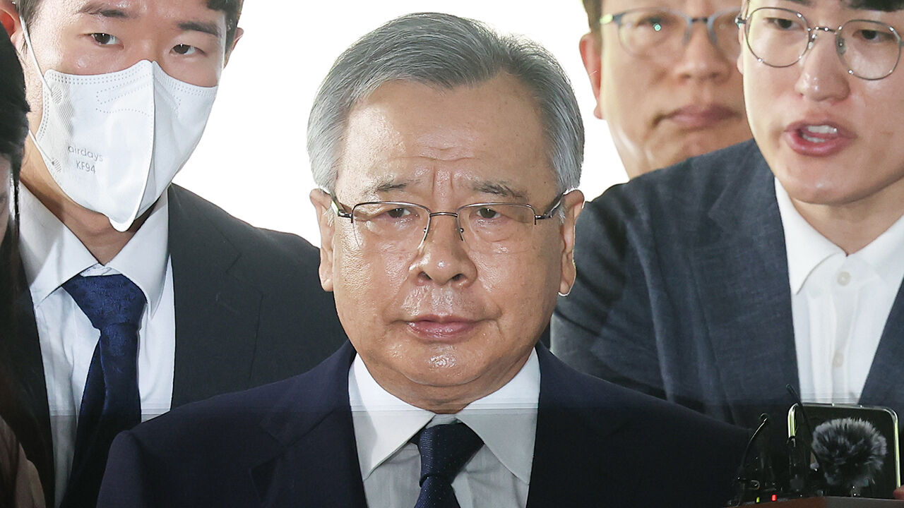 '50억 클럽' 박영수 구속…