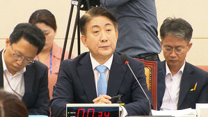 민주당 "이동관 사퇴해야"&hellip;국민의힘 "방송 정상화 적임자"