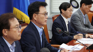 더불어민주당 원내대책회의