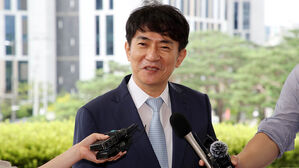 이균용 '미성년자 성범죄' 감형 논란&hellip;"권고 범위 내" 해명