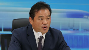 '돈 봉투 수수 혐의' 민주당 임종성 의원, 검찰 출석