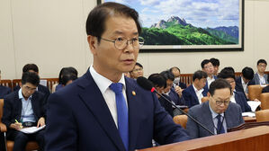 노동장관 "철도노조, 명분 결여된 파업 철회해야…불법 엄정 대응"