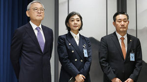 민주당 "폭정 멈추고 유인촌 &middot; 신원식 &middot; 김행 지명 철회하라"