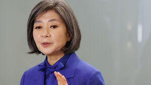 보유 주식 매각 논란에 김행 "적자라 시누이에 팔 수밖에 없었다"