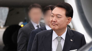 윤 대통령, 미 케네디재단 '용기 있는 사람들 상' 수상