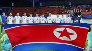 국가 부르는 축구 북한 선발 선수