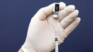 10월 19일부터 코로나19 백신 접종&hellip;전 국민 무료 &middot; 고위험군 권고