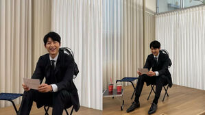 [SBS Star] Song Joong Ki Excitedly Shows a Video of His Son to Reporters During His Interview