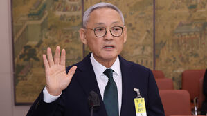 유인촌 청문회 블랙리스트 공방&hellip;"증거 넘쳐" "정치 공세"