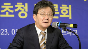 '유승민 역할론' 제기&hellip;한동훈 "생각해본 적 없어"