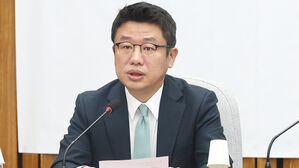 발언하는 유의동 정책위의장