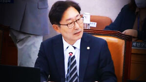 [영상] "아직도 장관인 줄 아냐" 김도읍 위원장 발언에...박범계 발끈 "참 옹졸하다, 어찌 그리 가볍소!"