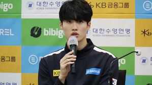 황선우