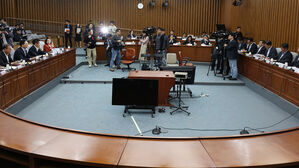 고위 당&middot;정&middot;대 협의회 내일 개최&hellip;럼피스킨병&middot;가계 부채 논의