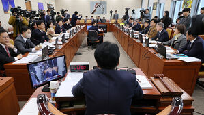 KBS 사장 청문회&hellip;여 "KBS 리셋해야" 야 "보도 관여할 뉘앙스"