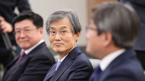 새 대법원장 후보에 조희대 전 대법관&hellip;"사법 신뢰 회복 적임자"