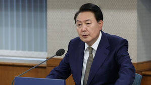 [속보] 윤 대통령 "적법 추심 방법 넘은 대부계약은 이자 &middot; 원금 무효"