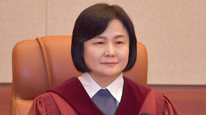 헌법재판소, 소장 권한대행에 이은애 재판관 선출