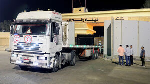 이집트서 가자로 연료 트럭 첫 진입&hellip;"구호품 전달 위해"