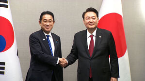 올해 7번째 한&middot;일 정상회담&hellip;윤 대통령, 시진핑과 환담