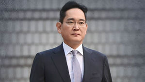 이재용 '부당 합병 &middot; 회계 부정' 1심 선고 다음 달로 연기