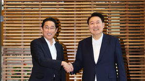 윤 대통령 "국제사회서 제일 가까운 분"&hellip;기시다 "정상회담 신기록"