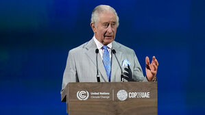 찰스3세 "생태계 시급히 복원 안하면 세계경제 위태"