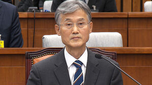 조희대 후보자 청문회&hellip;법무장관 체포동의안 두고 공방